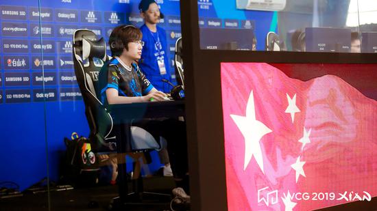 在这个适应 在这个适应