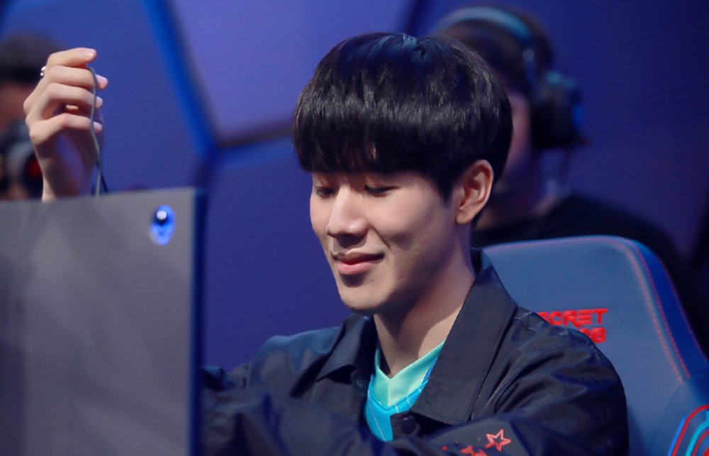 通过打乒乓 通过打乒乓