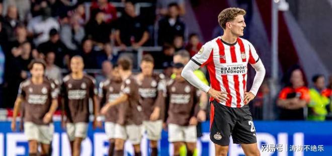 在全球足球 在全球足球